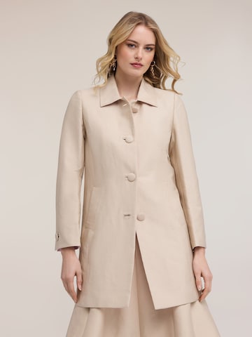 Manteau d’hiver MOTIVI en beige : devant