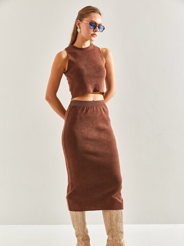 Bianco Lucci Дамски Костюм в кафяво