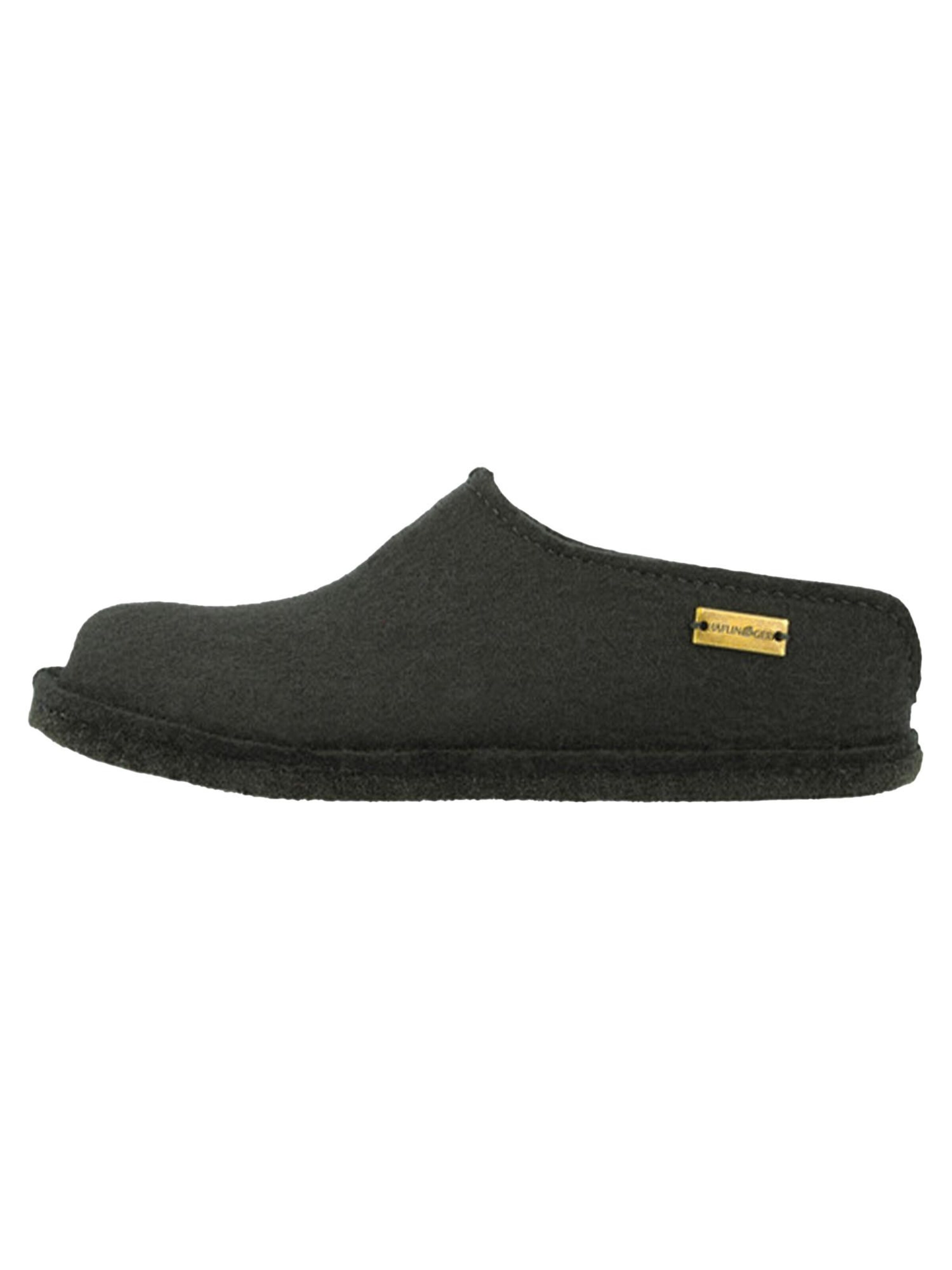 HAFLINGER Hausschuh 'Flair Smily'‌‌ in Schwarz: Vorderseite