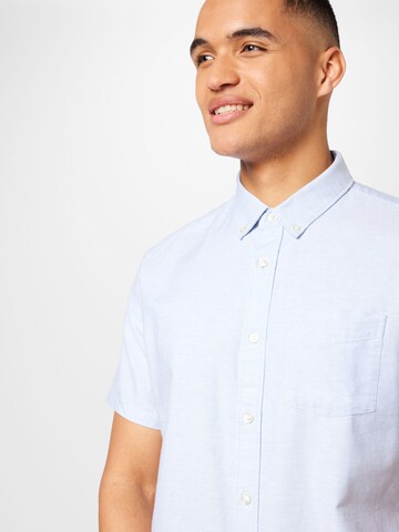 GAP Comfort fit Button Up Shirt in Blue