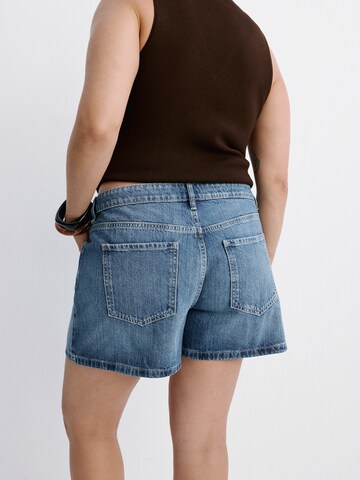 Regular Jeans 'ZOEY' de la MANGO pe albastru
