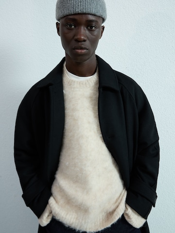 Cappotto di mezza stagione di Bershka in nero