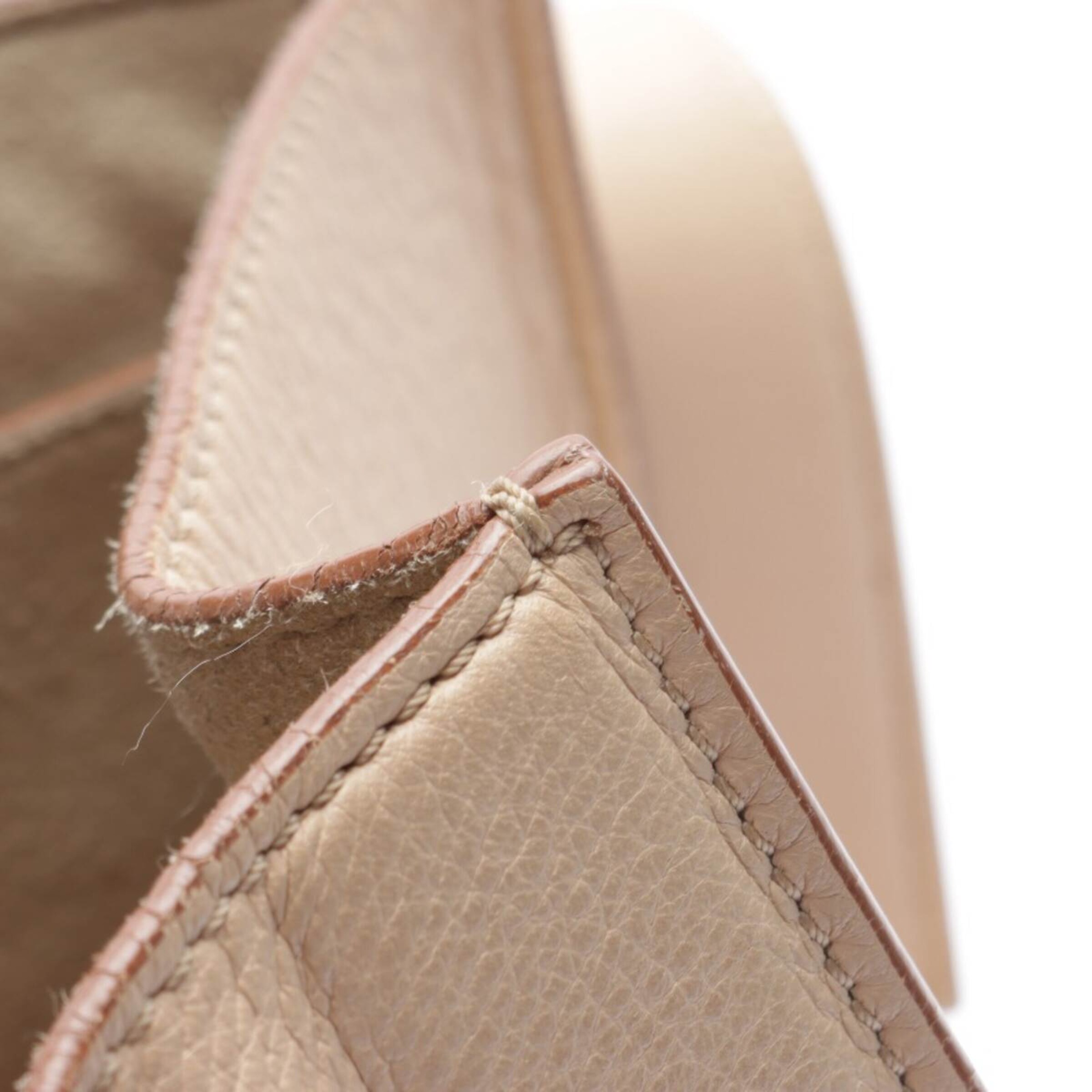 Givenchy Bag in One size in Brown