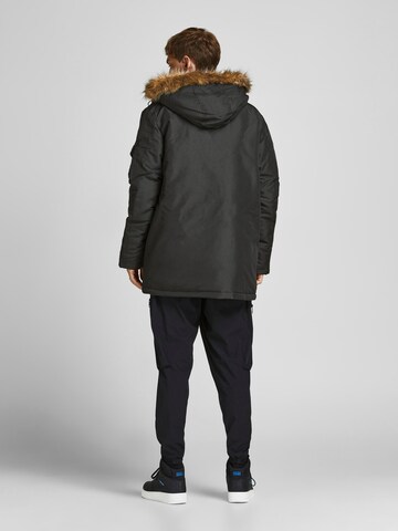 Parka invernale 'Globe' di JACK & JONES in nero