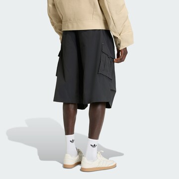 ADIDAS ORIGINALS Loosefit Shorts 'Premium Essentials' in Schwarz