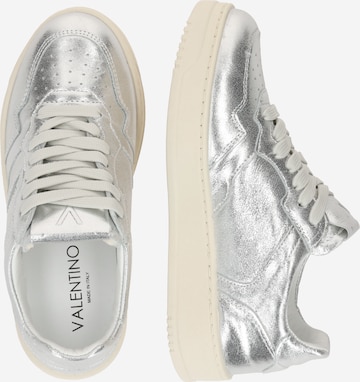 Valentino Shoes Låg sneaker i silver