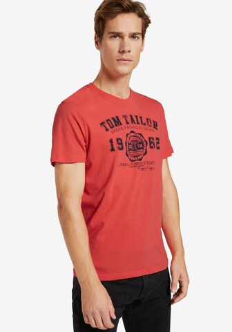 TOM TAILOR Regular Fit T-Shirt in Rot