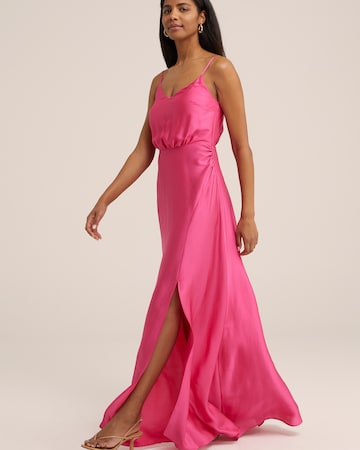 Robe WE Fashion en rose : devant