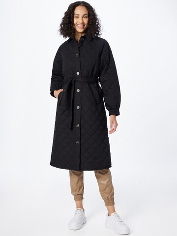 modström Between-Seasons Coat 'Olise' in Black: front