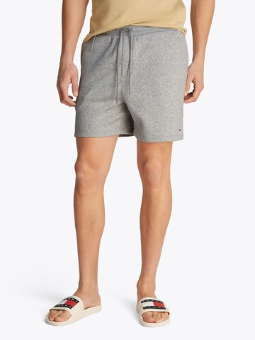 Loosefit Pantaloni di Tommy Jeans in grigio: frontale