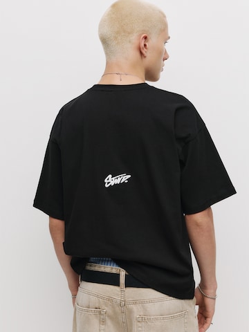 Pull&Bear Koszulka w kolorze czarny: przód