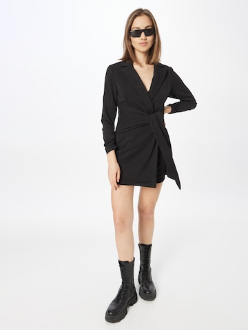 Robe AX Paris en noir