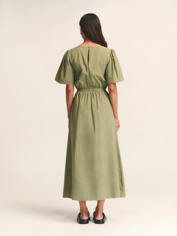 Robe 'Bobbie' St MRLO en vert : derrière