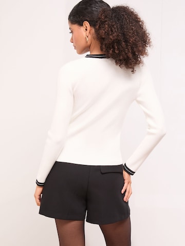 Lipsy Sweater in White