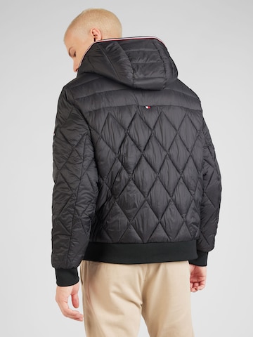 TOMMY HILFIGER Jacke in Schwarz