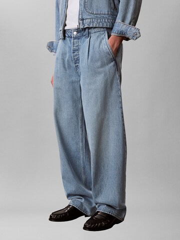 Calvin Klein Jeans Vat Bandplooi jeans in Blauw: voorkant