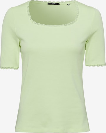 zero Shirt in Green: front