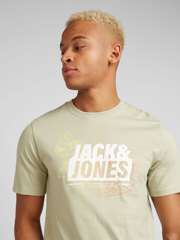 JACK & JONES Μπλουζάκι 'MAP SUMMER' σε πράσινο