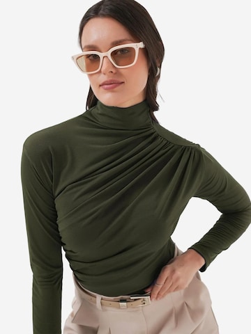 Bigdart Shirt in Grün: Vorderseite