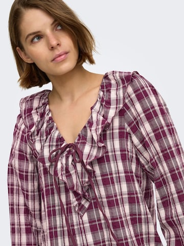 ONLY - Vestido camisero 'ONLNimu' en rojo
