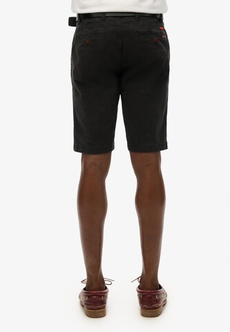 Regular Pantalon chino Superdry en noir
