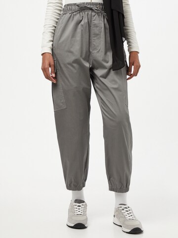 Effilé Pantalon cargo LOOKS by Wolfgang Joop en gris : devant