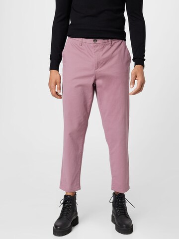 Tapered Pantaloni chino di BURTON MENSWEAR LONDON in lilla: frontale