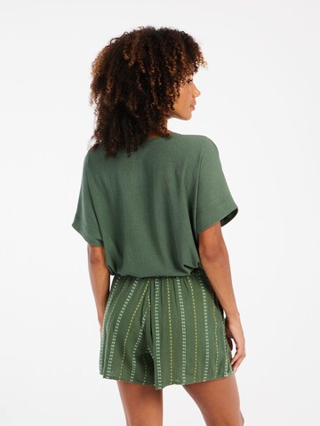 PROTEST Shirt 'PRTLouas' in Grün