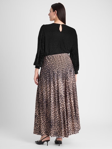 Wide leg Pantaloni 'Samantha' de la Guido Maria Kretschmer Curvy pe maro
