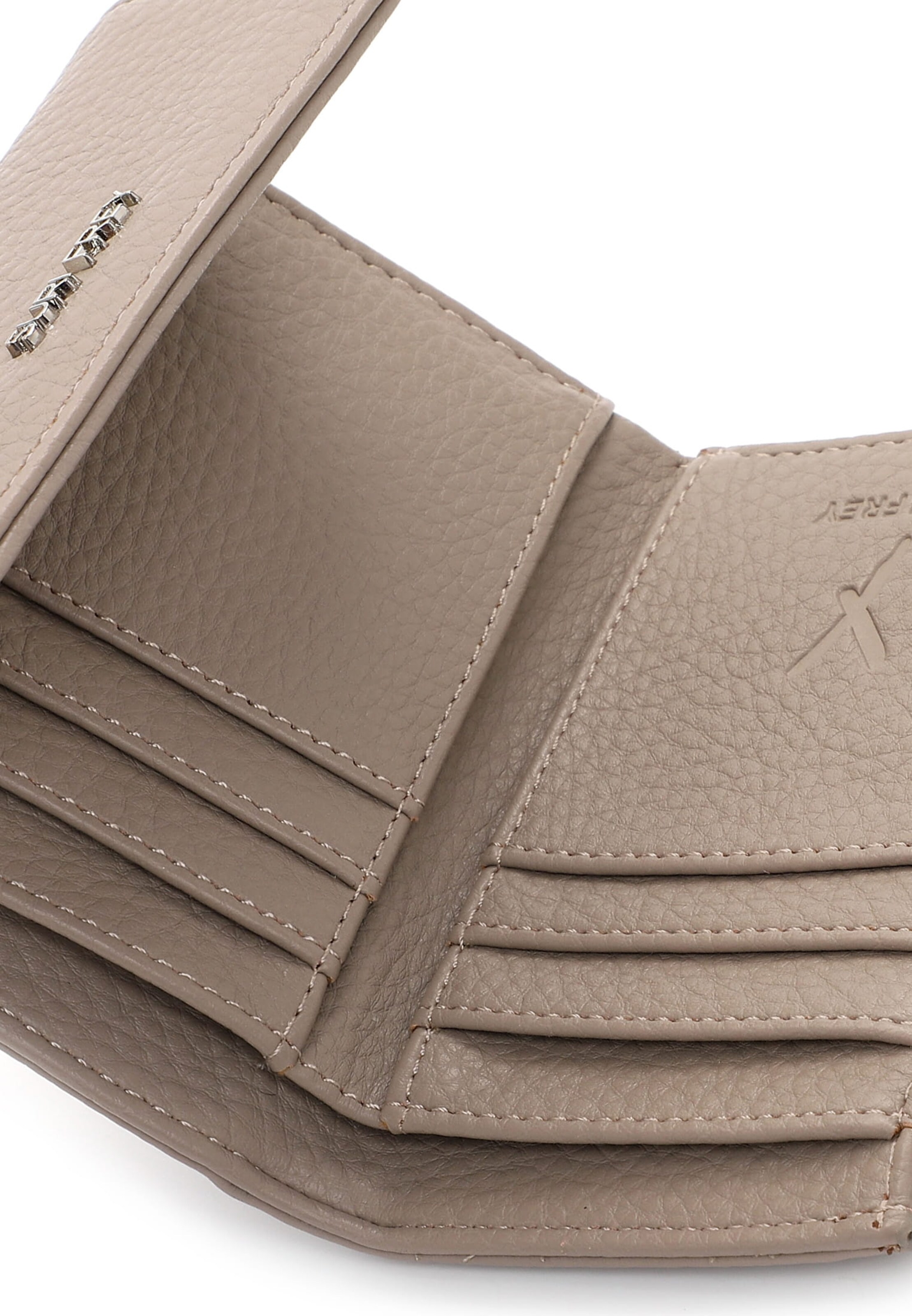 Suri Frey Wallet 'Tiffy' in Beige