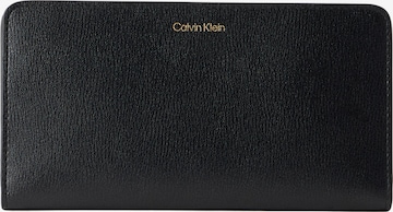 juoda Calvin Klein Standartinis Piniginė 'PASSPORT': priekis