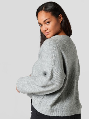 Cardigan 'Nathalie' Guido Maria Kretschmer Curvy en gris