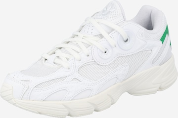 Baskets basses 'Astir' ADIDAS ORIGINALS en blanc : devant