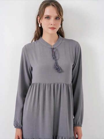 Robe Bigdart en gris