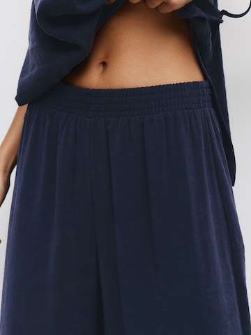 Wide Leg Pantalon Pull&Bear en bleu