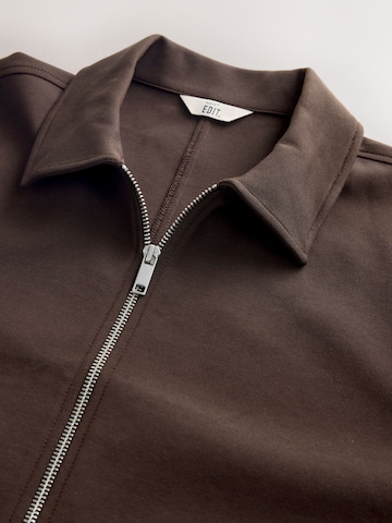 Next - Sudadera con cremallera en marrón