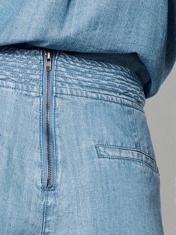Jupe ' ' Apricot en bleu