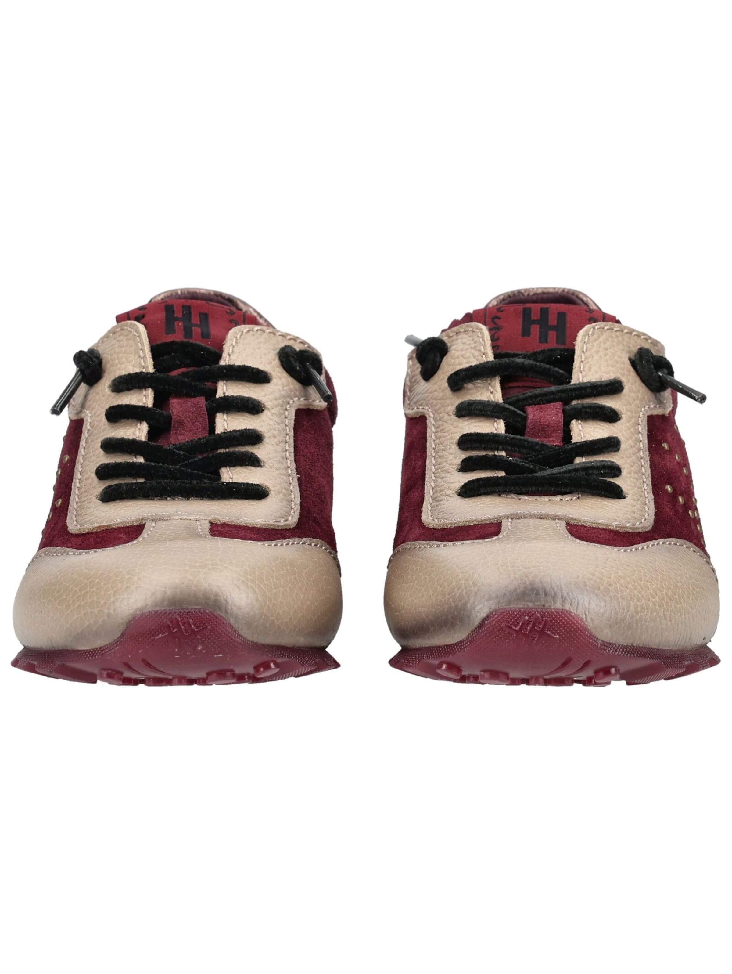 Hispanitas Platform trainers in Red
