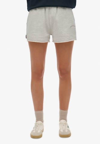 Regular Pantalon 'Essential' Superdry en gris : devant