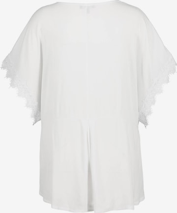 Ulla Popken - Blusa en blanco