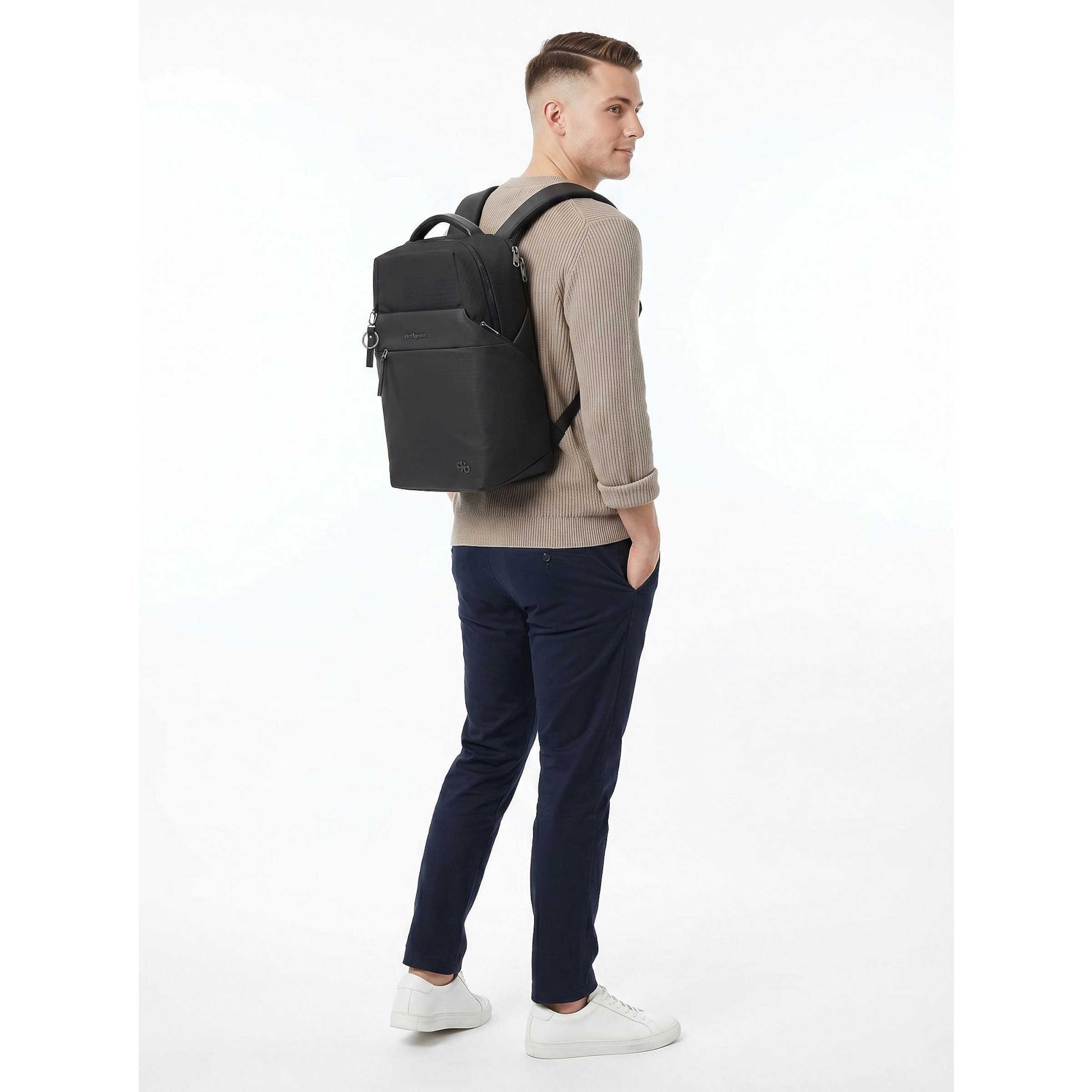 Hedgren Backpack in Black: front