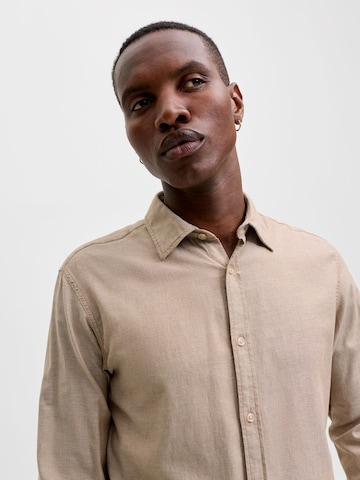 Coupe regular Chemise JACK & JONES en beige