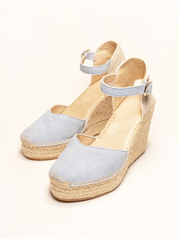 Alhamas Strap sandal 'Alpargata Cuña 10 cm' in Blue
