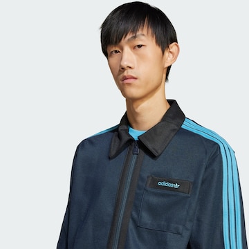 ADIDAS ORIGINALS Between-Season Jacket in Blue