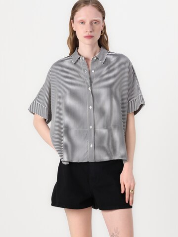 TOMMY HILFIGER Rozkloszowany krój Jeansy w kolorze czarny