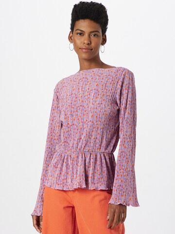 Monki - Blusa em roxo: frente