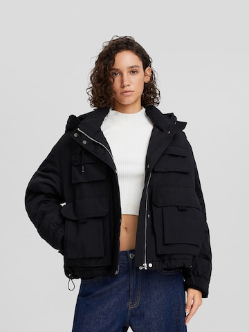 Veste mi-saison Bershka en noir : devant