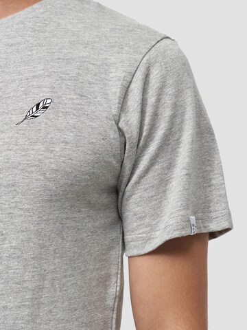 Mikon T-shirt 'Feder' i grå
