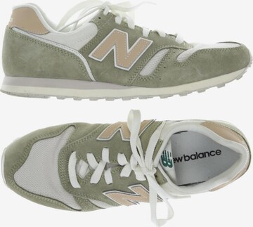 new balance Sneakers & Trainers in 41 in Green: front
