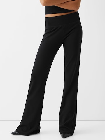 évasé Pantalon Bershka en noir